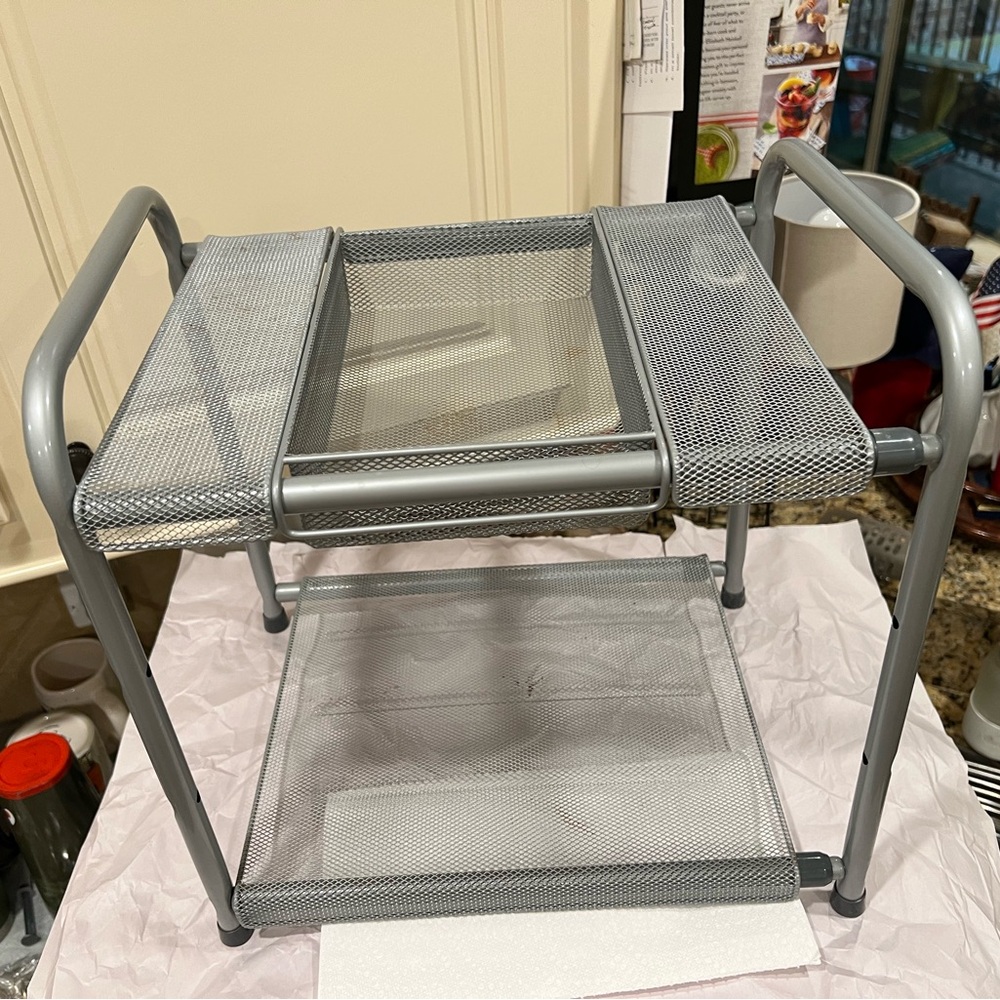 Adjustable Metal Mesh Organizer